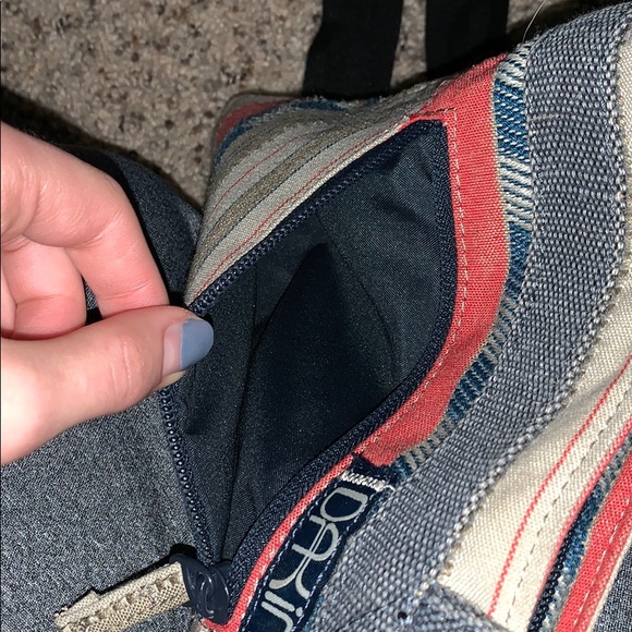 crossover purse - Picture 5 of 7